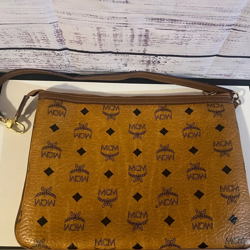 MCM Visetos Monogram Shoulder Bag - Picture 5 of 12